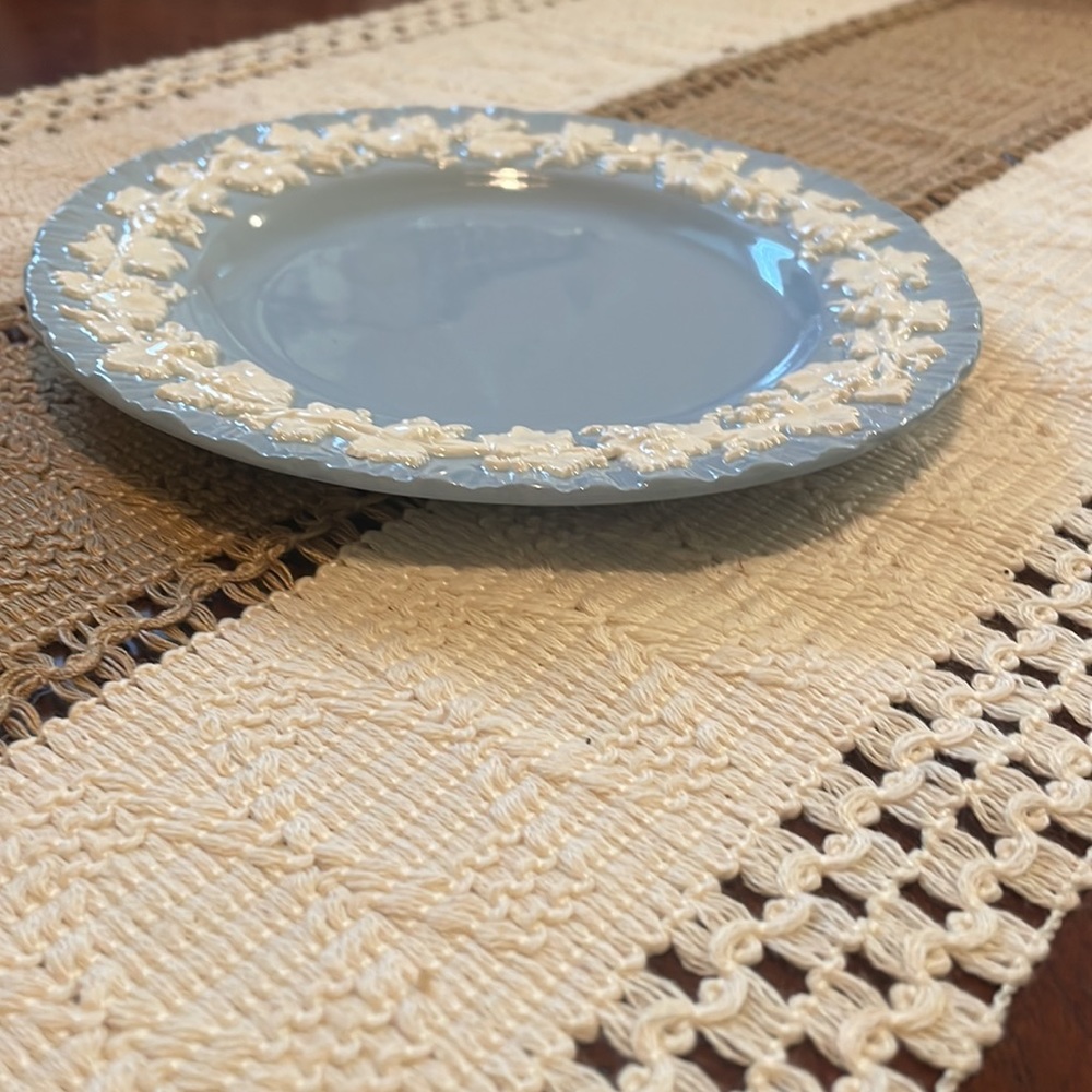 small plate - Picture 4 of 5